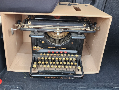 Blog Entry for Seminar 2-img-typewriter.png